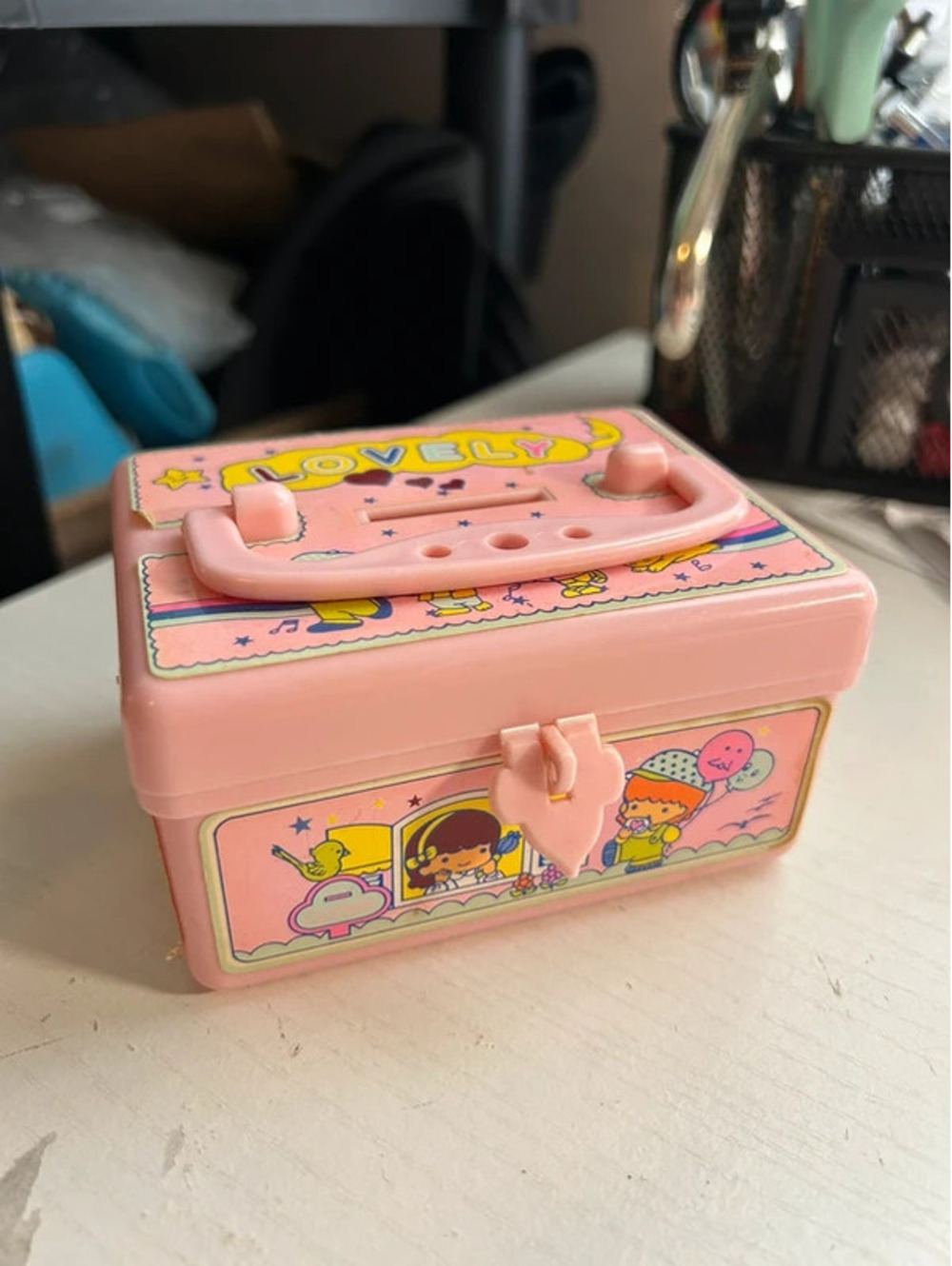 1980s lovely plastic coin box